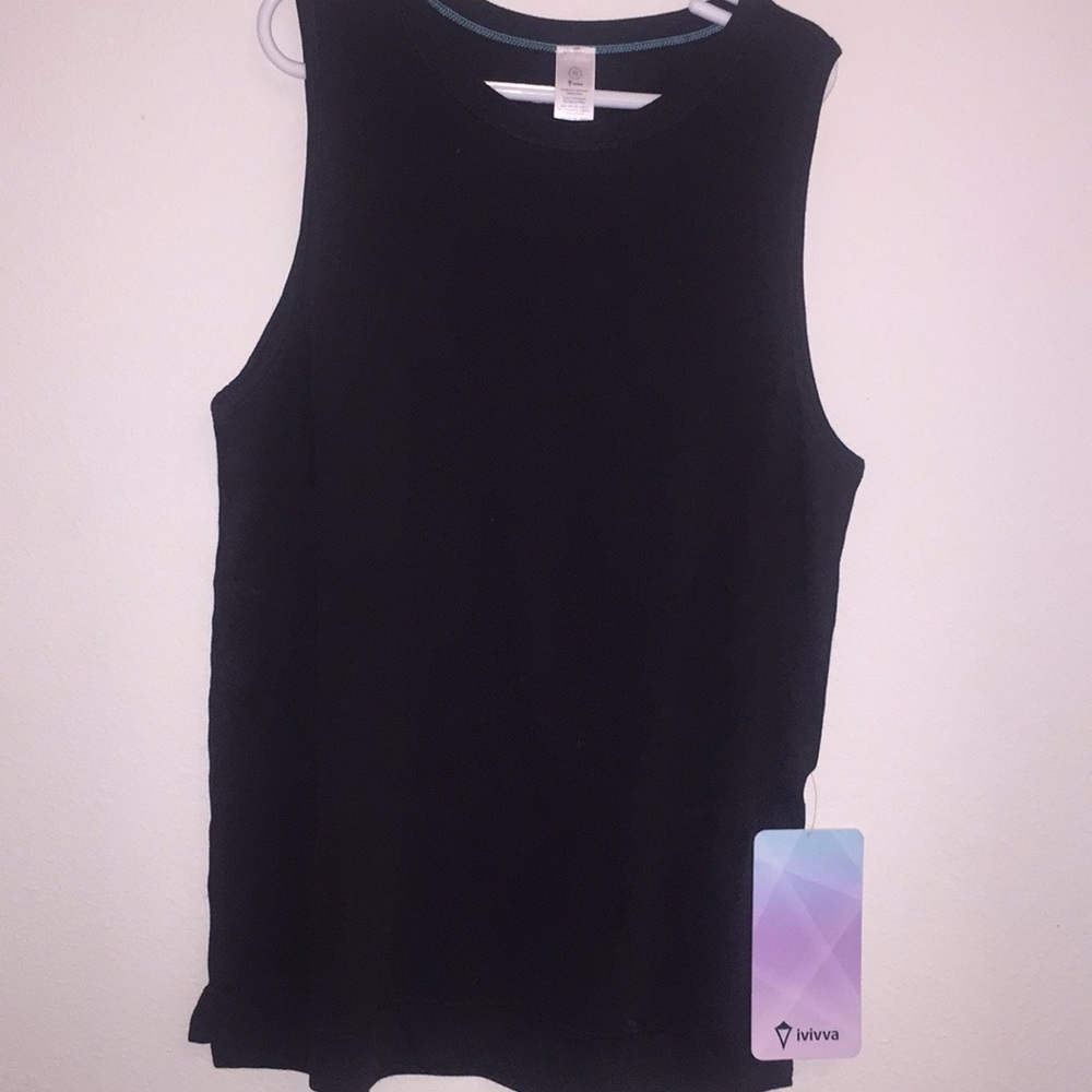Brand new with tag Ivivva tank